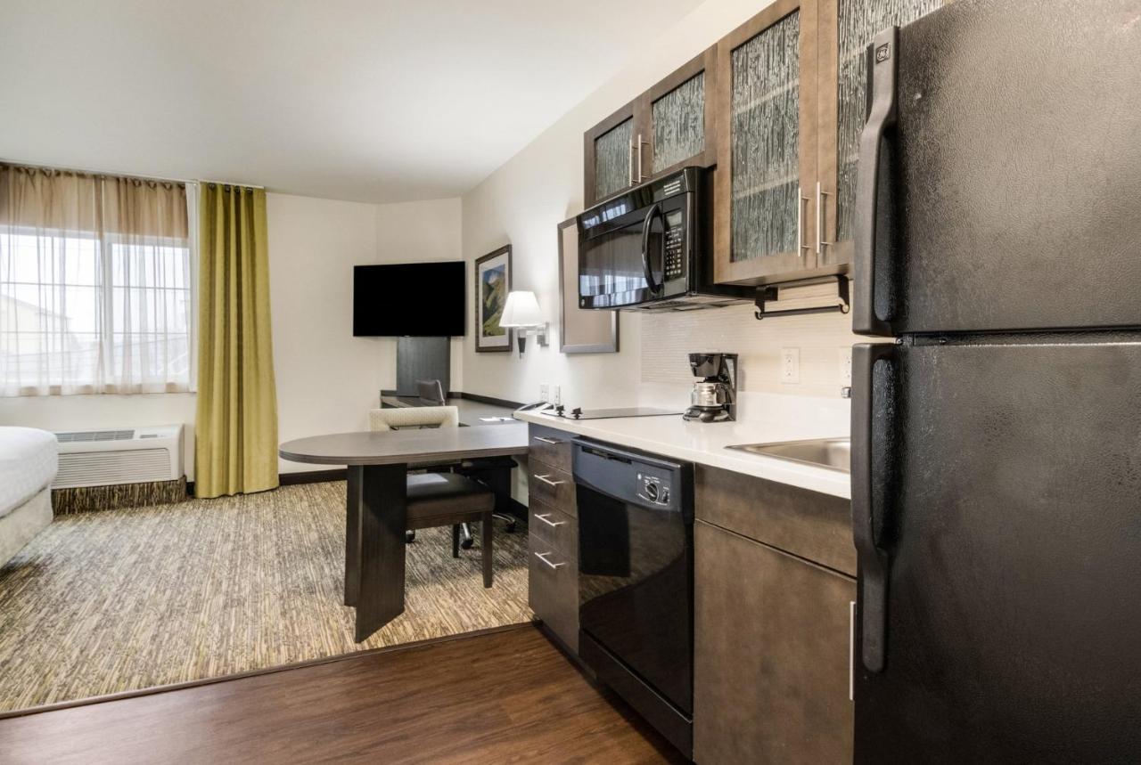 Candlewood Suites Portland Airport By Ihg Exteriör bild