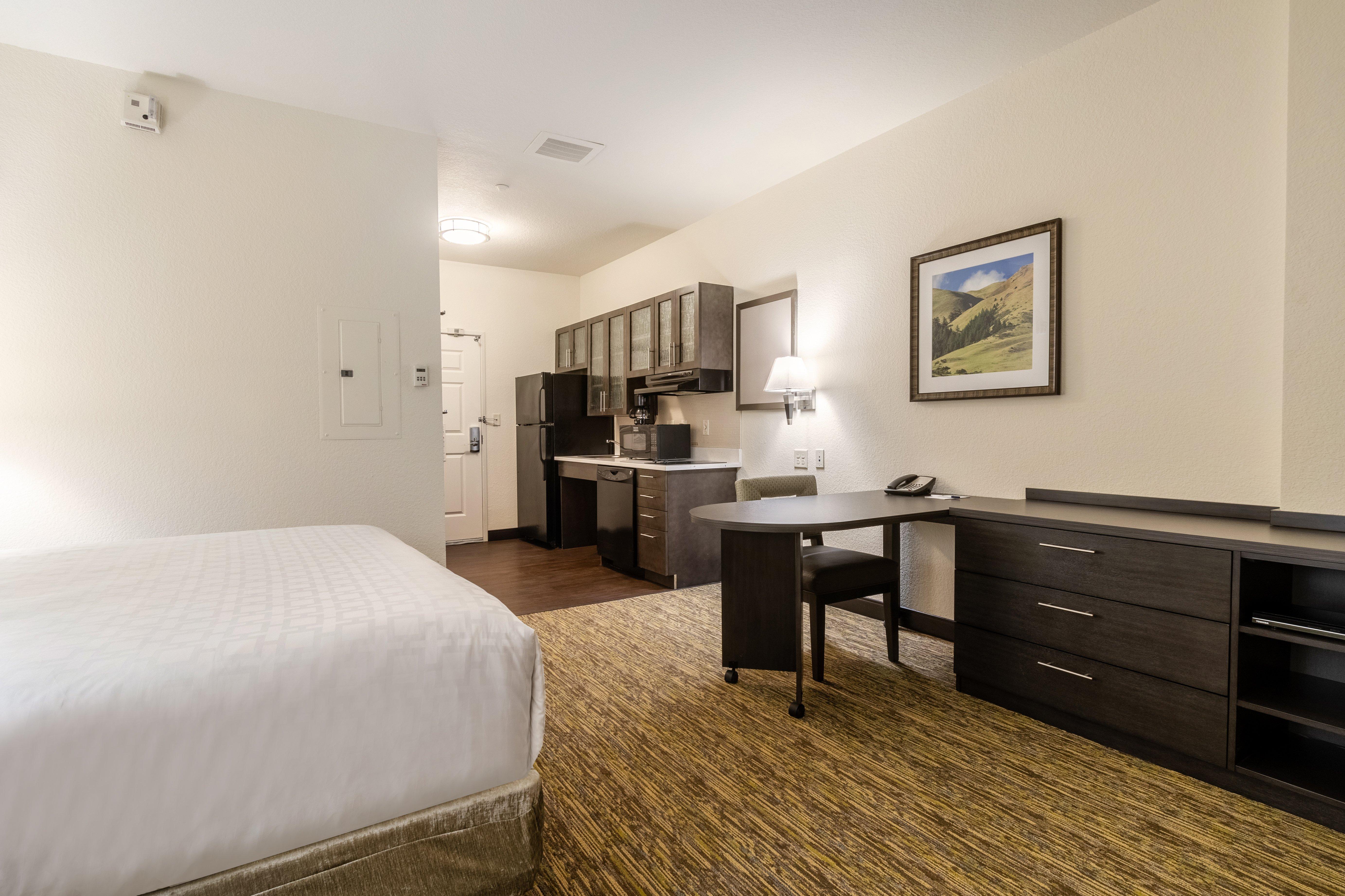 Candlewood Suites Portland Airport By Ihg Exteriör bild