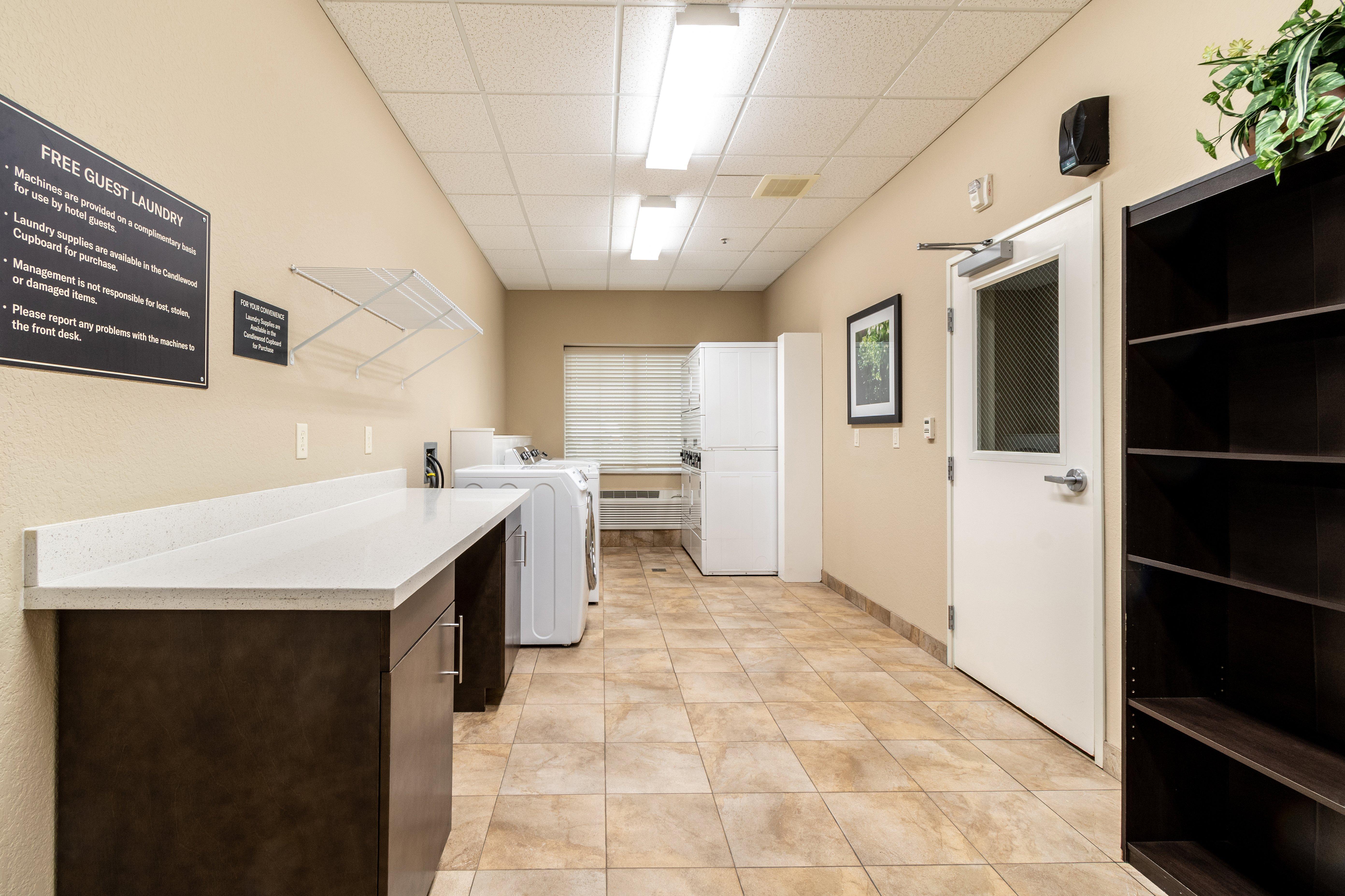 Candlewood Suites Portland Airport By Ihg Exteriör bild