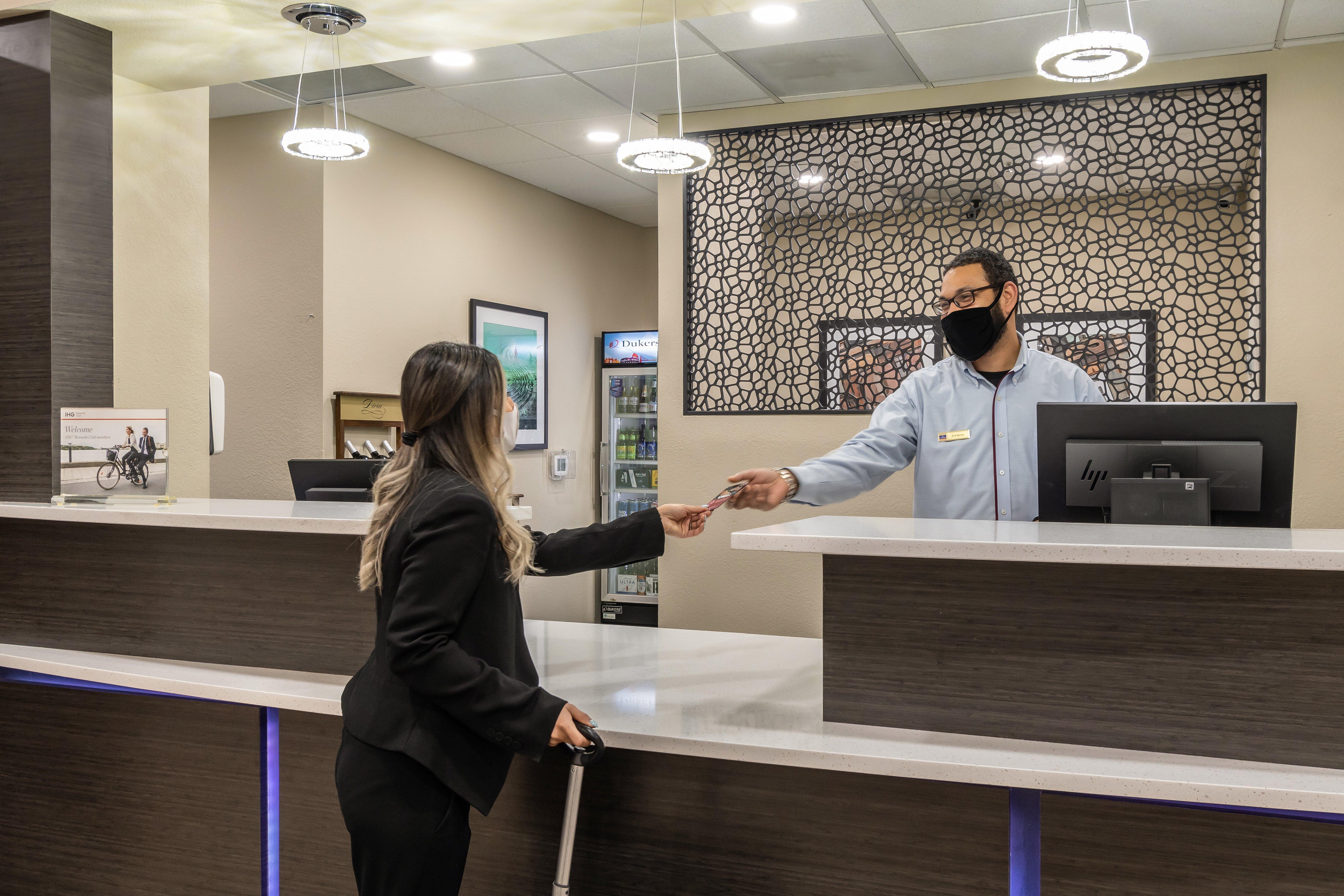 Candlewood Suites Portland Airport By Ihg Exteriör bild